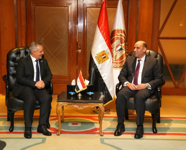 مصر واليمن تتباحثان بالقاهرة لتعزيز التعاون في ملفات التشغيل والتدريب المهني